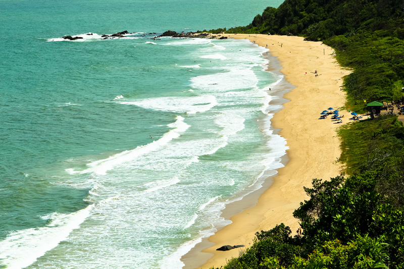 Praia do Buraco